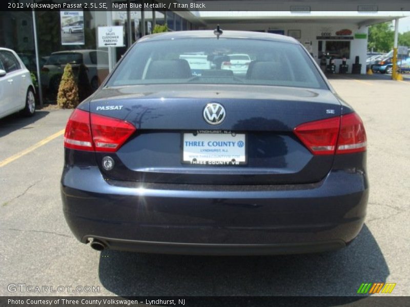 Night Blue Metallic / Titan Black 2012 Volkswagen Passat 2.5L SE
