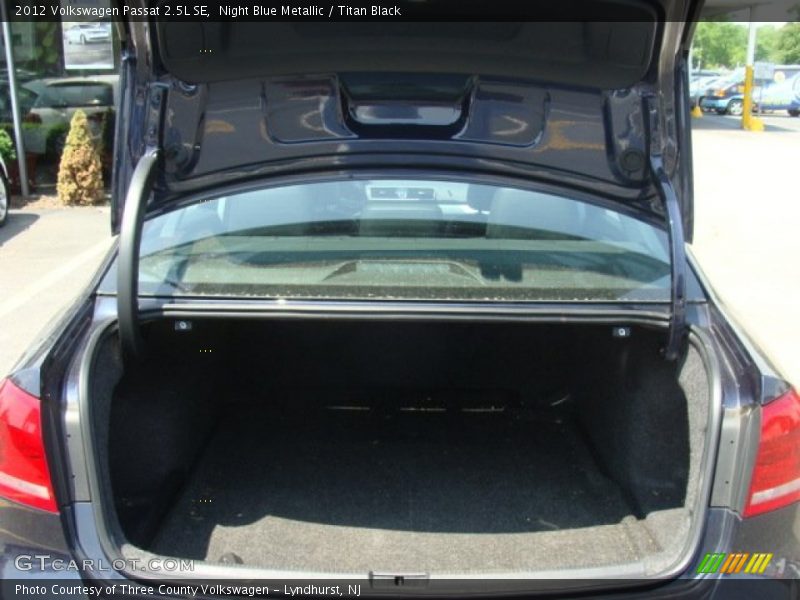 Night Blue Metallic / Titan Black 2012 Volkswagen Passat 2.5L SE