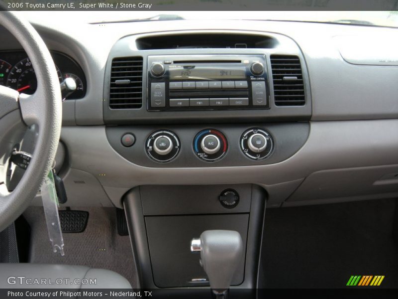 Super White / Stone Gray 2006 Toyota Camry LE