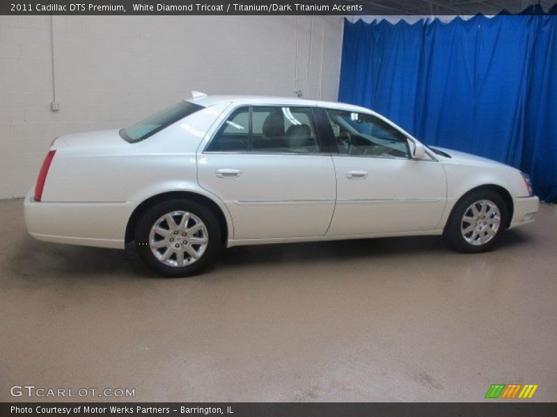 White Diamond Tricoat / Titanium/Dark Titanium Accents 2011 Cadillac DTS Premium