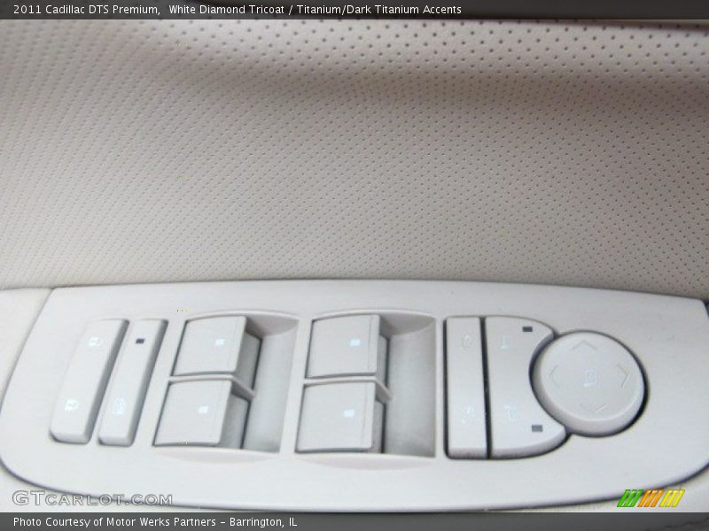 White Diamond Tricoat / Titanium/Dark Titanium Accents 2011 Cadillac DTS Premium