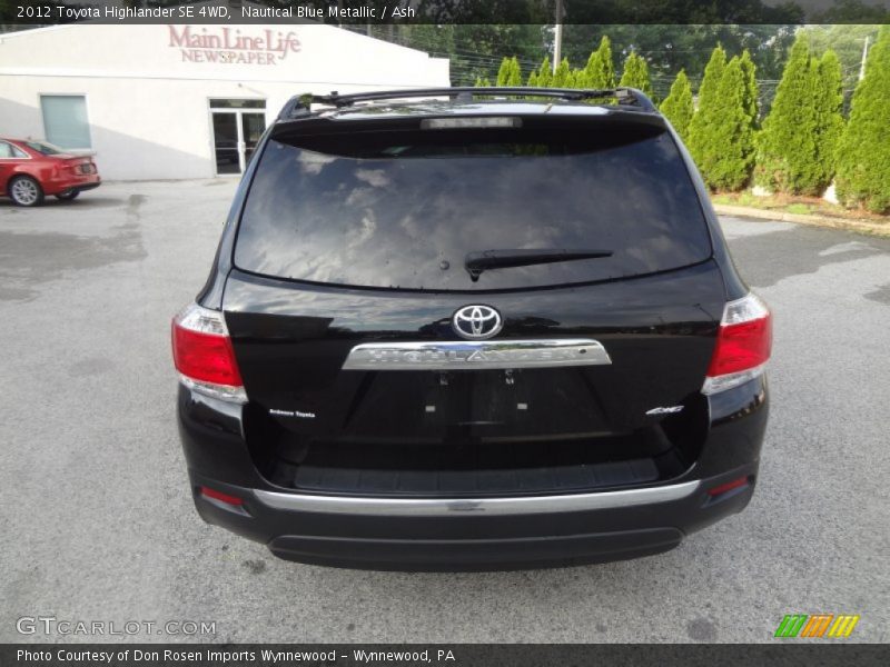 Nautical Blue Metallic / Ash 2012 Toyota Highlander SE 4WD