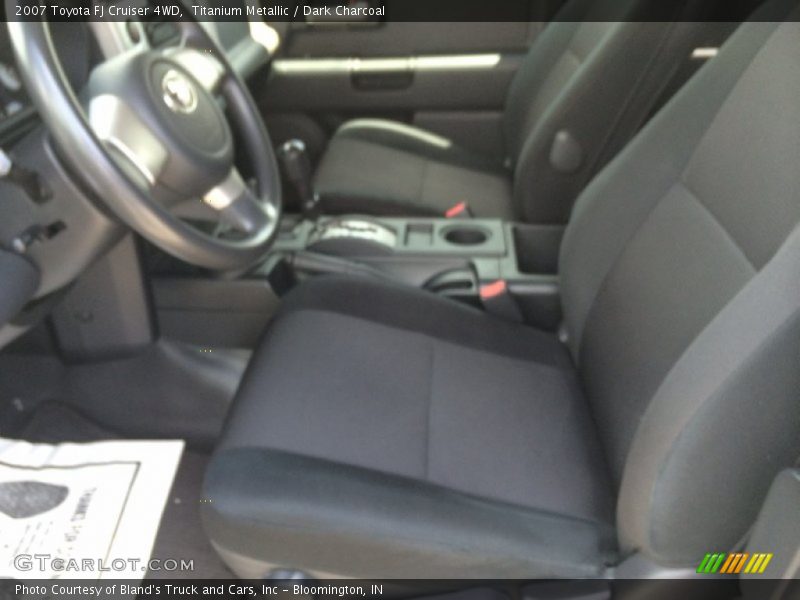 Titanium Metallic / Dark Charcoal 2007 Toyota FJ Cruiser 4WD
