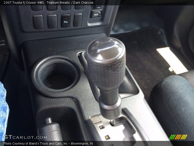 Titanium Metallic / Dark Charcoal 2007 Toyota FJ Cruiser 4WD