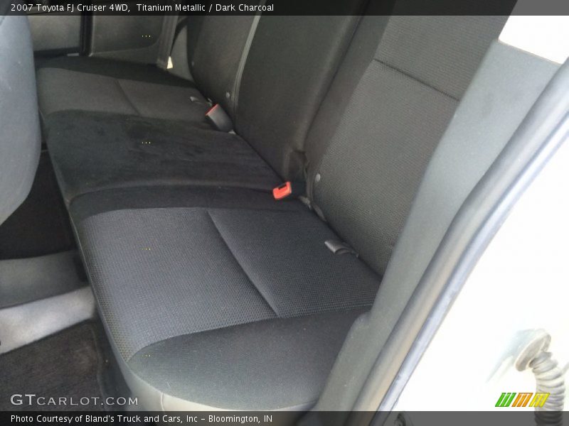 Titanium Metallic / Dark Charcoal 2007 Toyota FJ Cruiser 4WD
