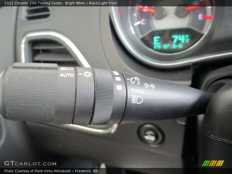 Bright White / Black/Light Frost 2012 Chrysler 200 Touring Sedan