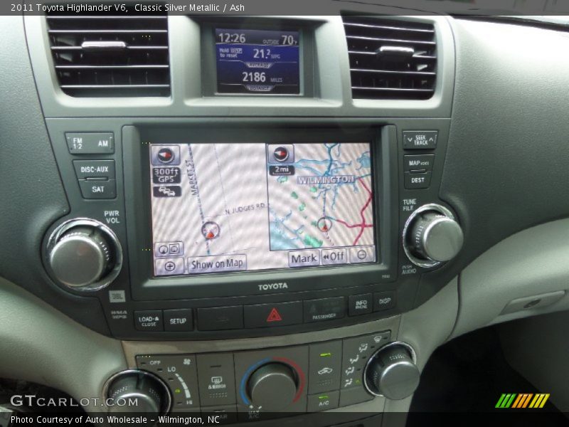 Classic Silver Metallic / Ash 2011 Toyota Highlander V6