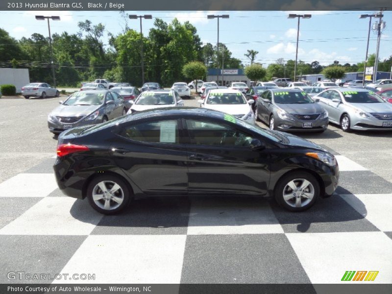 Black / Beige 2013 Hyundai Elantra GLS