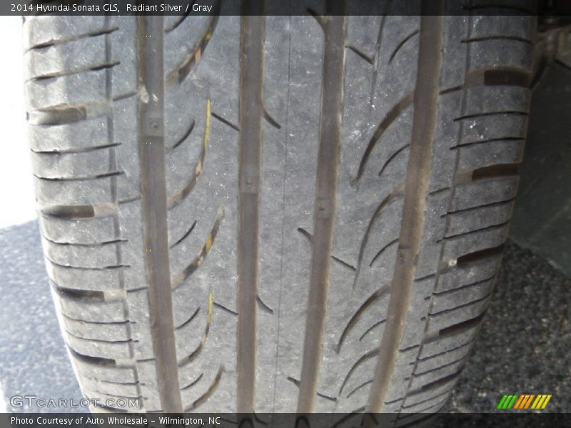 Radiant Silver / Gray 2014 Hyundai Sonata GLS