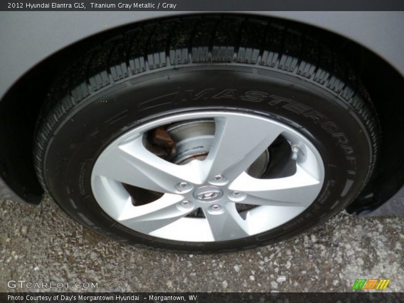 Titanium Gray Metallic / Gray 2012 Hyundai Elantra GLS