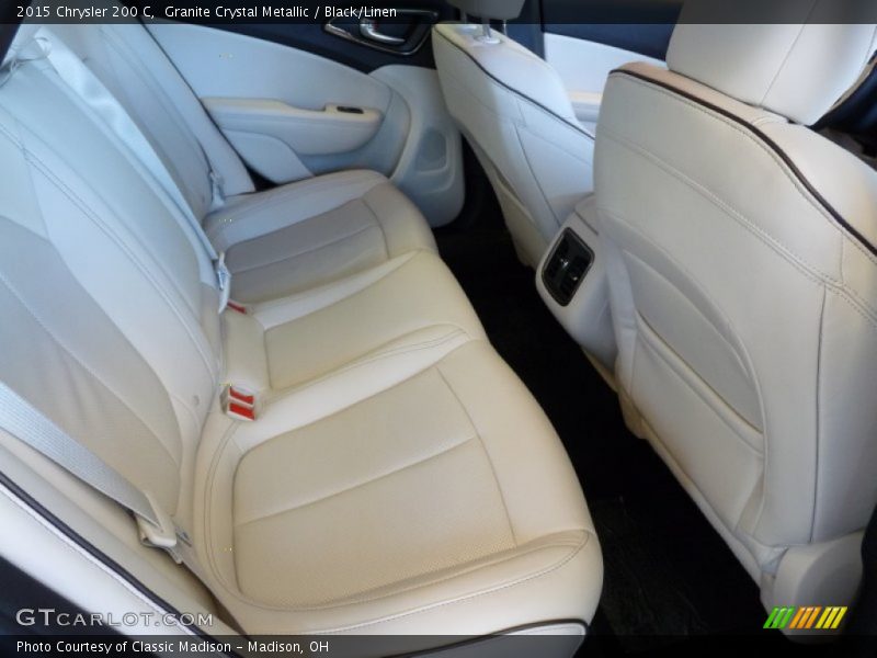 Granite Crystal Metallic / Black/Linen 2015 Chrysler 200 C