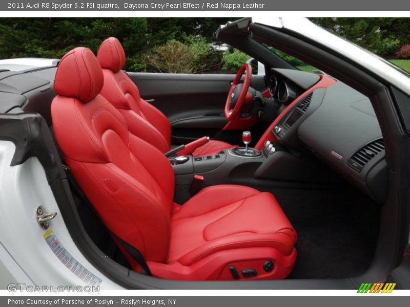 Daytona Grey Pearl Effect / Red Nappa Leather 2011 Audi R8 Spyder 5.2 FSI quattro