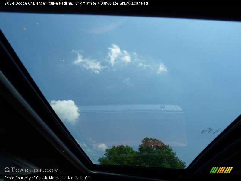 Bright White / Dark Slate Gray/Radar Red 2014 Dodge Challenger Rallye Redline