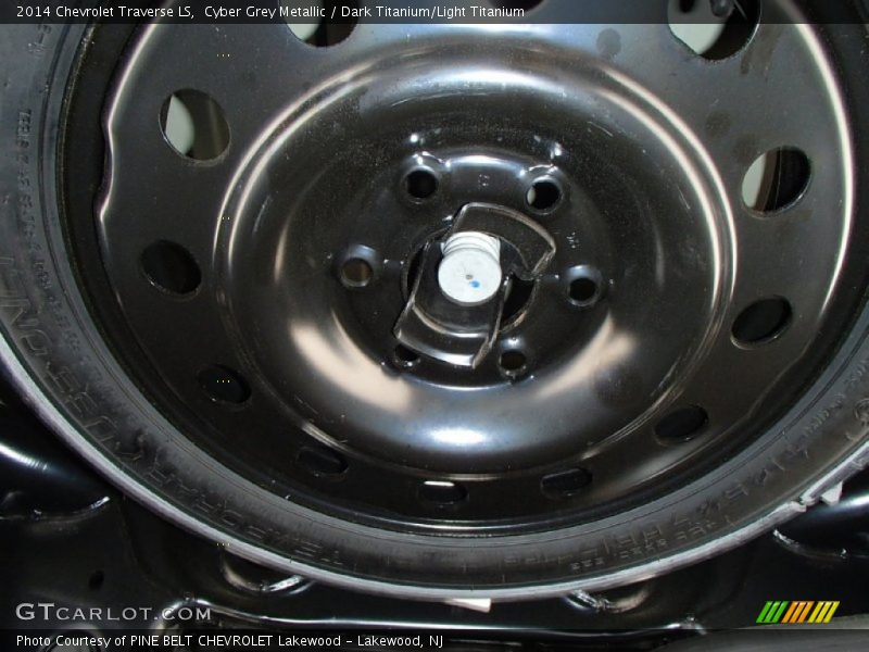 Cyber Grey Metallic / Dark Titanium/Light Titanium 2014 Chevrolet Traverse LS