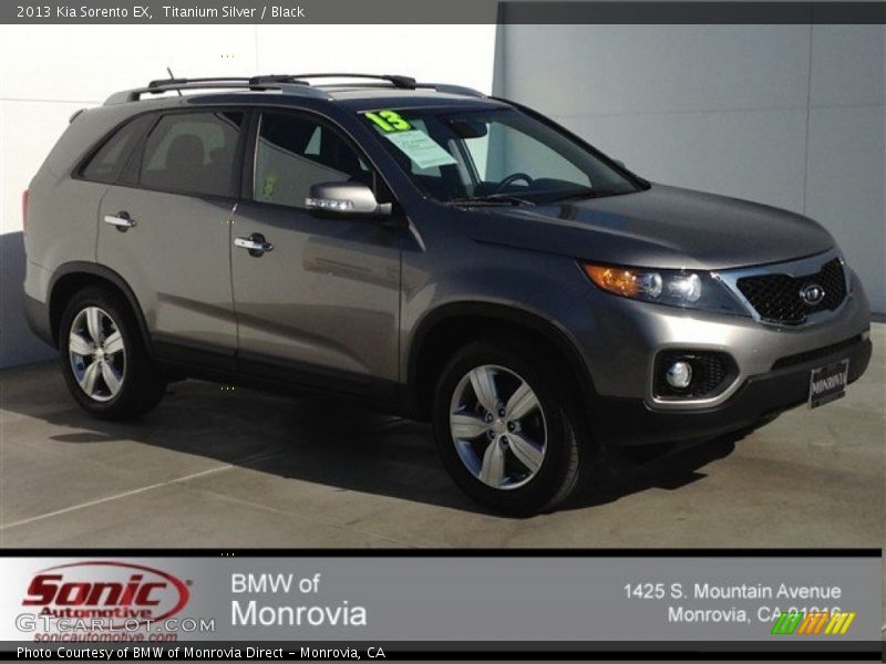 Titanium Silver / Black 2013 Kia Sorento EX