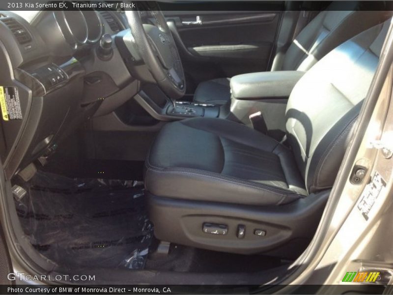 Titanium Silver / Black 2013 Kia Sorento EX