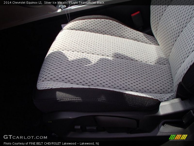 Silver Ice Metallic / Light Titanium/Jet Black 2014 Chevrolet Equinox LS