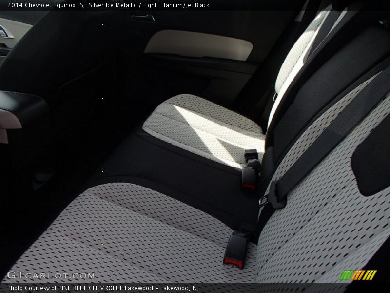 Silver Ice Metallic / Light Titanium/Jet Black 2014 Chevrolet Equinox LS