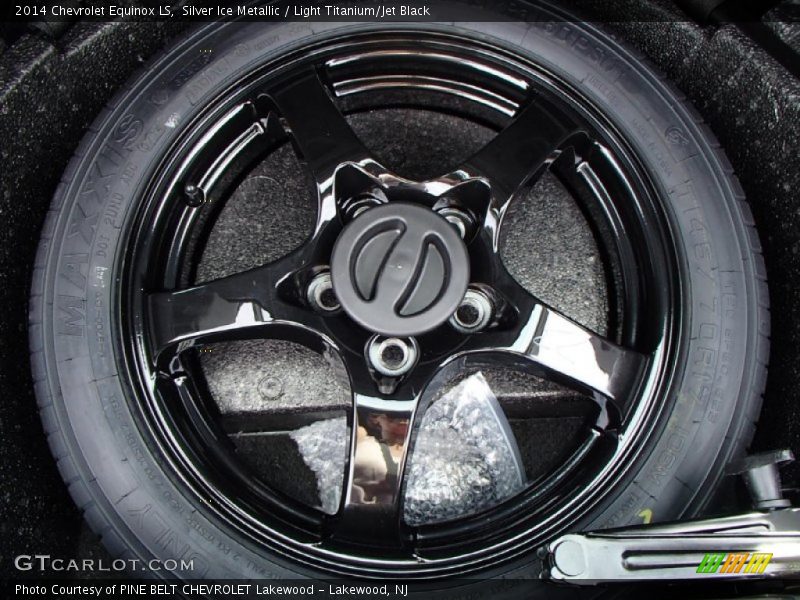 Silver Ice Metallic / Light Titanium/Jet Black 2014 Chevrolet Equinox LS