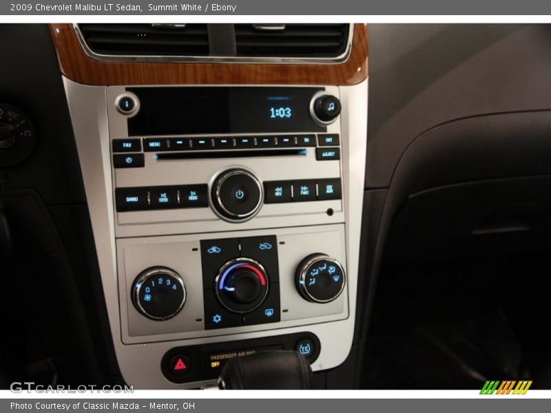 Summit White / Ebony 2009 Chevrolet Malibu LT Sedan