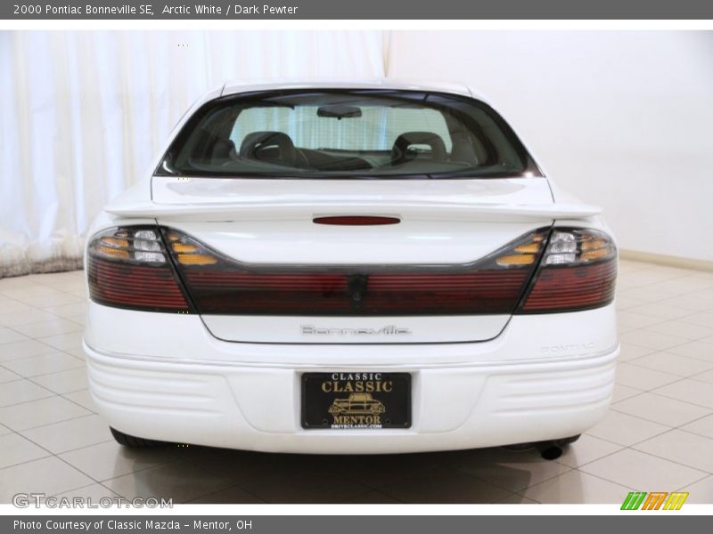 Arctic White / Dark Pewter 2000 Pontiac Bonneville SE