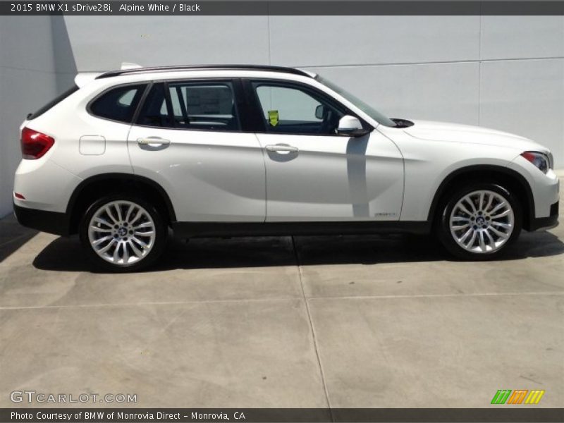 Alpine White / Black 2015 BMW X1 sDrive28i