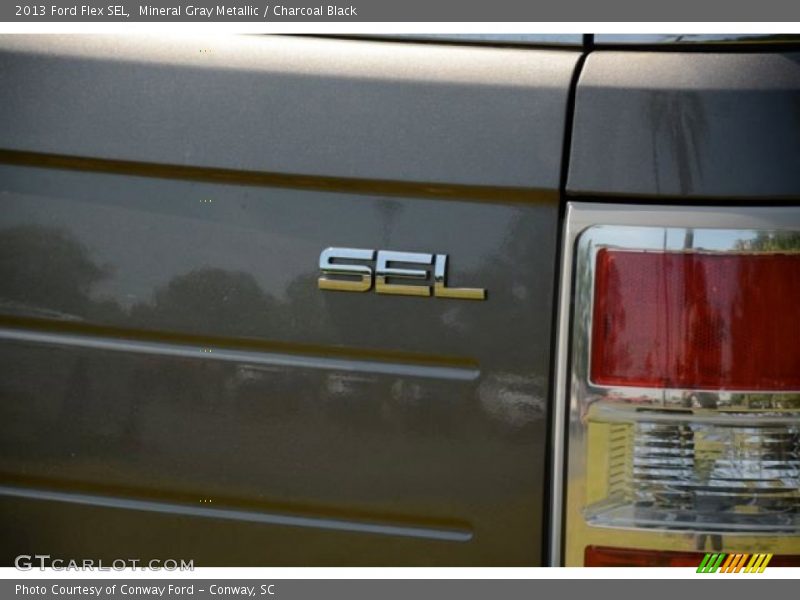 Mineral Gray Metallic / Charcoal Black 2013 Ford Flex SEL