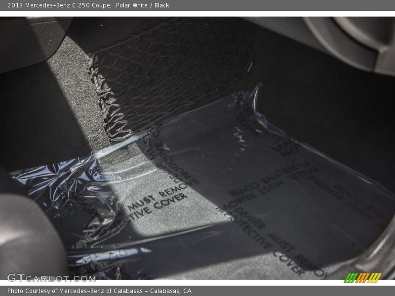 Polar White / Black 2013 Mercedes-Benz C 250 Coupe