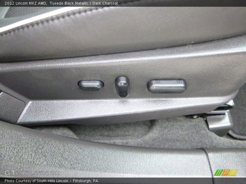 Tuxedo Black Metallic / Dark Charcoal 2012 Lincoln MKZ AWD