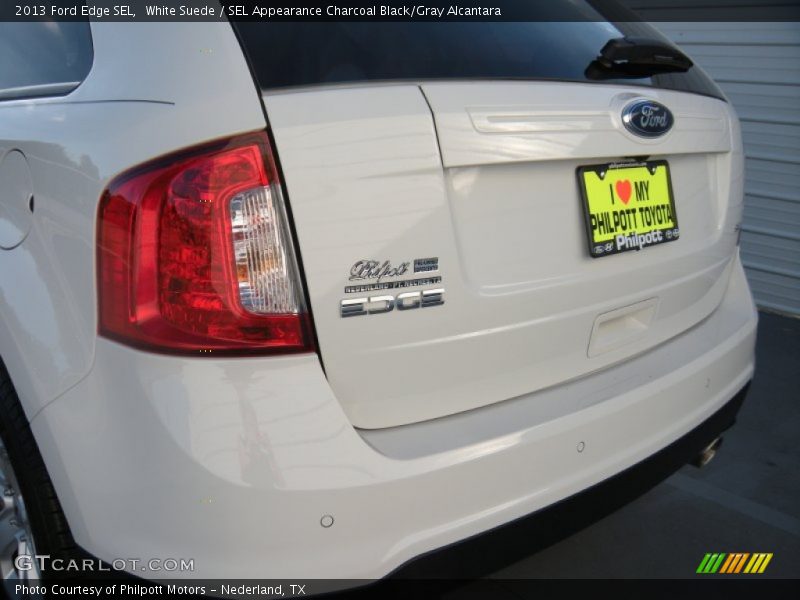 White Suede / SEL Appearance Charcoal Black/Gray Alcantara 2013 Ford Edge SEL
