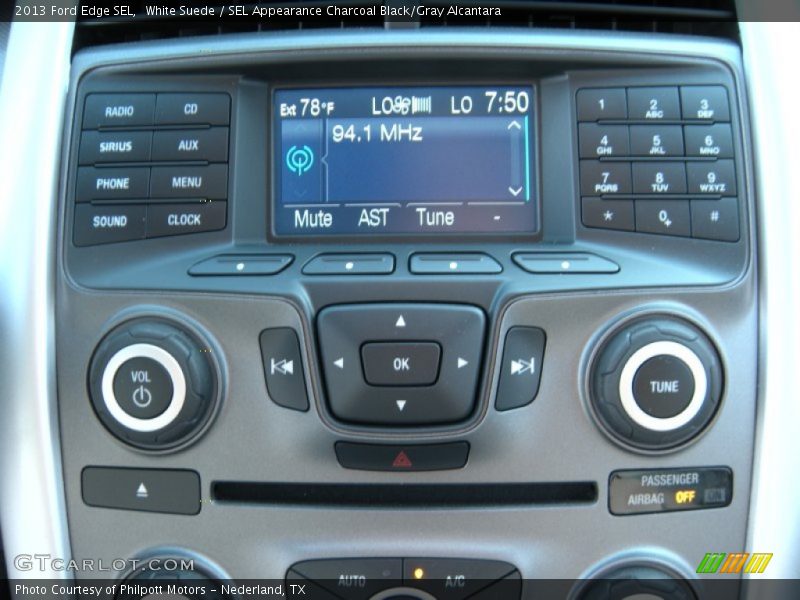White Suede / SEL Appearance Charcoal Black/Gray Alcantara 2013 Ford Edge SEL