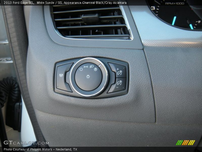White Suede / SEL Appearance Charcoal Black/Gray Alcantara 2013 Ford Edge SEL