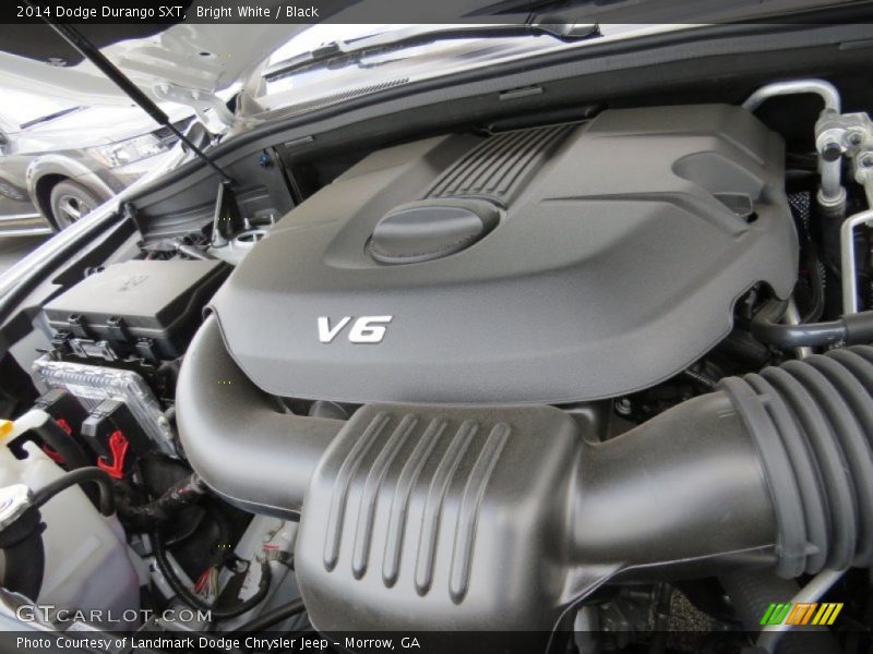 Bright White / Black 2014 Dodge Durango SXT