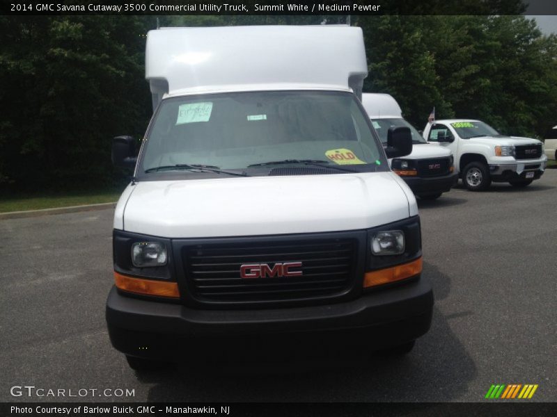 Summit White / Medium Pewter 2014 GMC Savana Cutaway 3500 Commercial Utility Truck