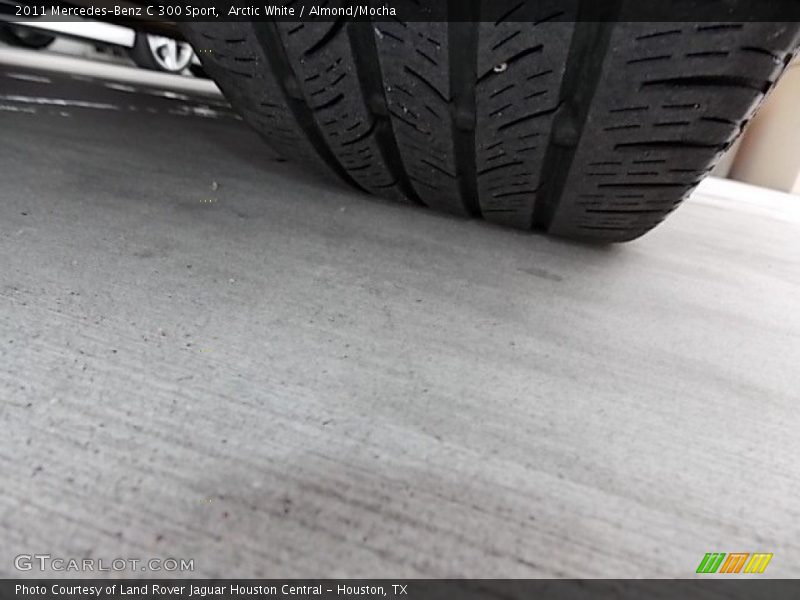 Arctic White / Almond/Mocha 2011 Mercedes-Benz C 300 Sport