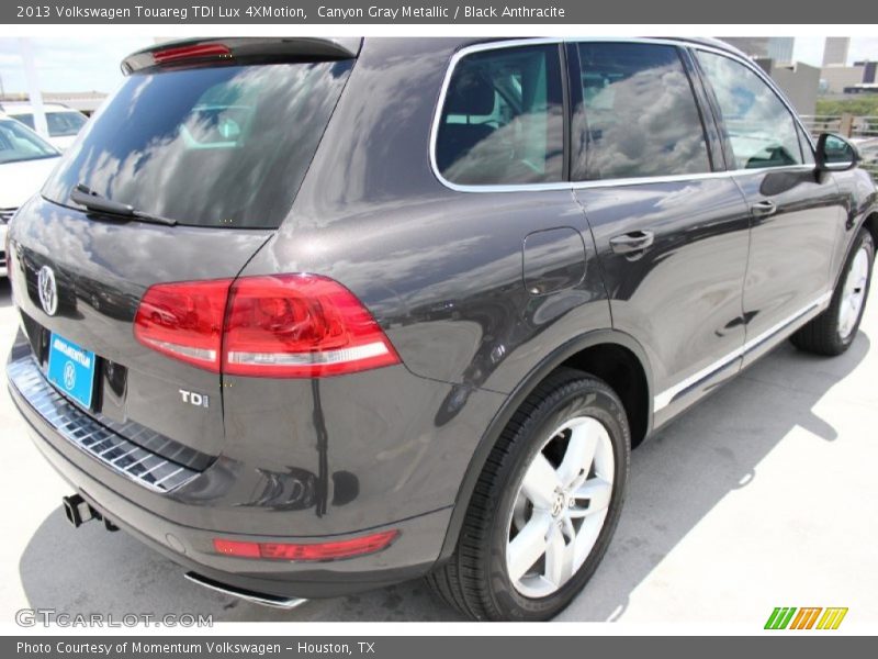Canyon Gray Metallic / Black Anthracite 2013 Volkswagen Touareg TDI Lux 4XMotion