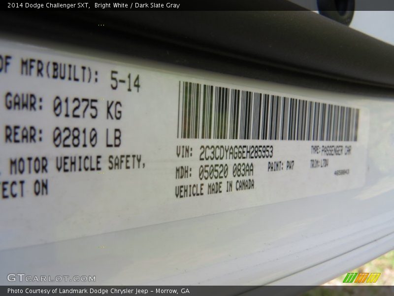 Bright White / Dark Slate Gray 2014 Dodge Challenger SXT