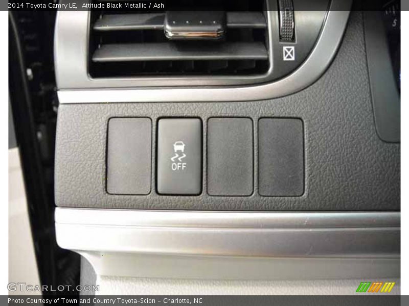 Attitude Black Metallic / Ash 2014 Toyota Camry LE
