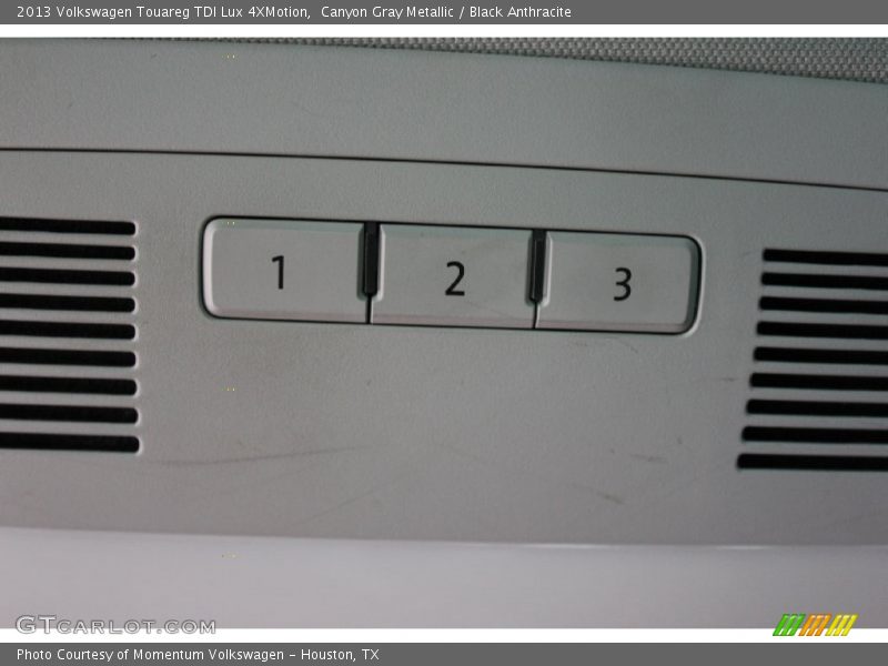 Canyon Gray Metallic / Black Anthracite 2013 Volkswagen Touareg TDI Lux 4XMotion
