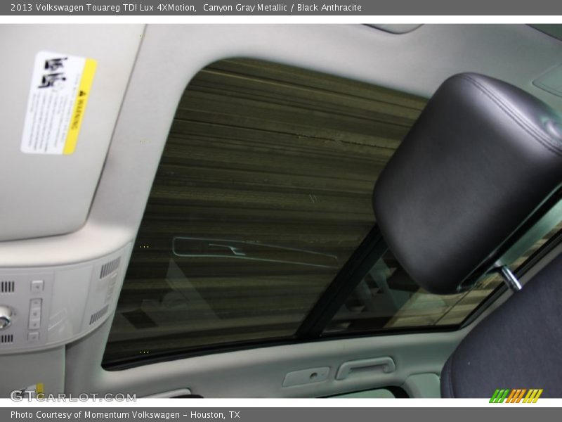 Canyon Gray Metallic / Black Anthracite 2013 Volkswagen Touareg TDI Lux 4XMotion