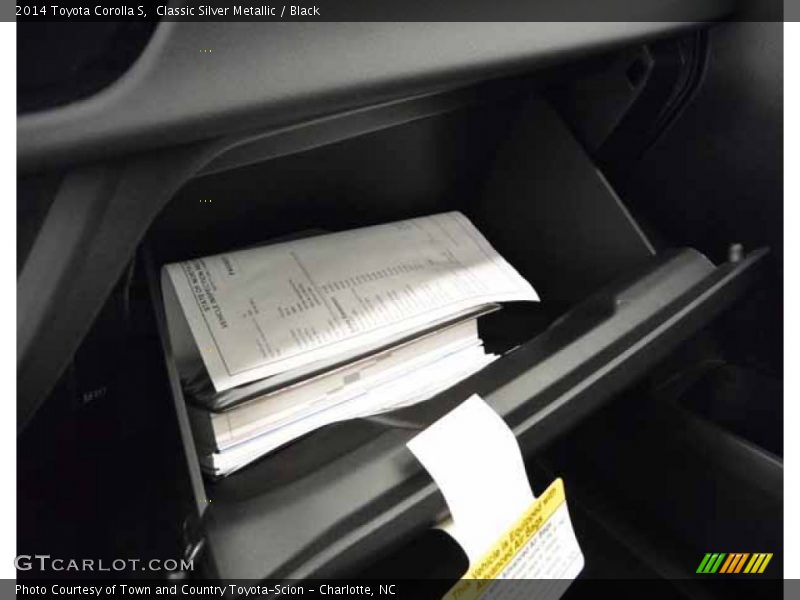 Classic Silver Metallic / Black 2014 Toyota Corolla S