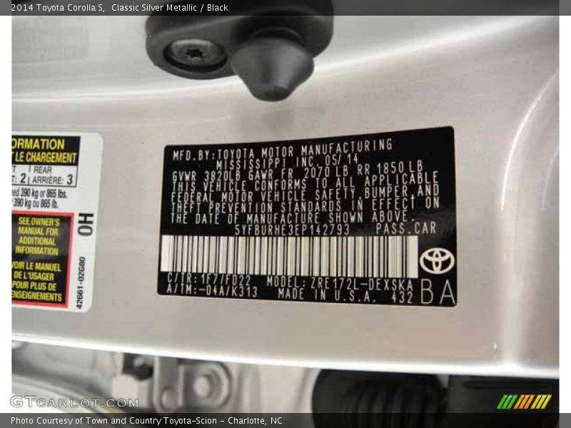 Classic Silver Metallic / Black 2014 Toyota Corolla S