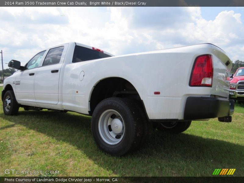 Bright White / Black/Diesel Gray 2014 Ram 3500 Tradesman Crew Cab Dually