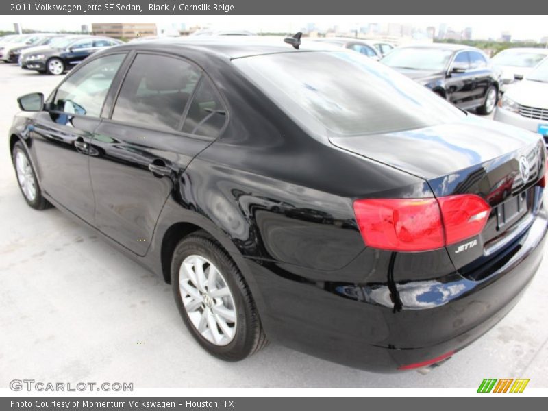 Black / Cornsilk Beige 2011 Volkswagen Jetta SE Sedan