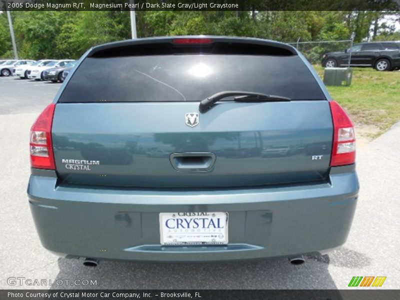 Magnesium Pearl / Dark Slate Gray/Light Graystone 2005 Dodge Magnum R/T