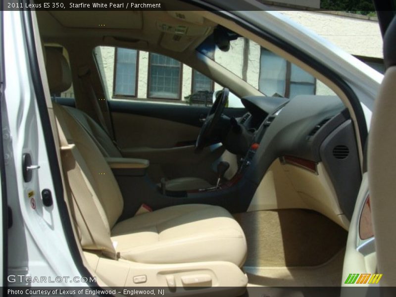 Starfire White Pearl / Parchment 2011 Lexus ES 350