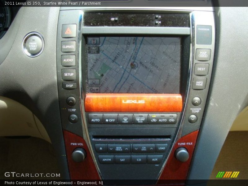 Starfire White Pearl / Parchment 2011 Lexus ES 350