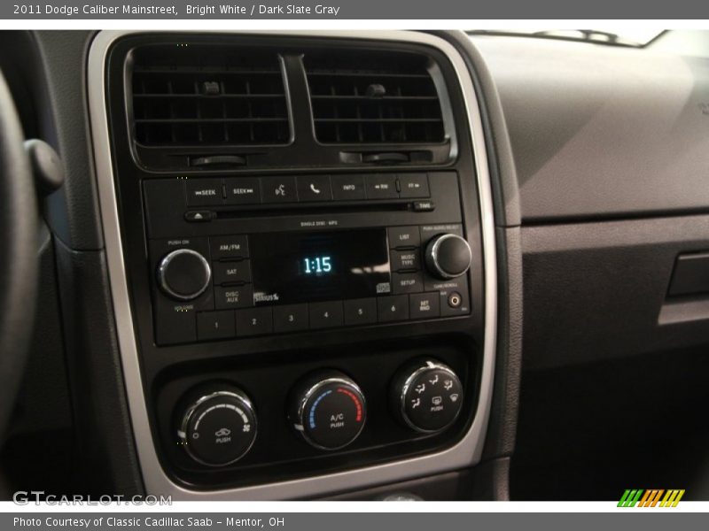 Bright White / Dark Slate Gray 2011 Dodge Caliber Mainstreet