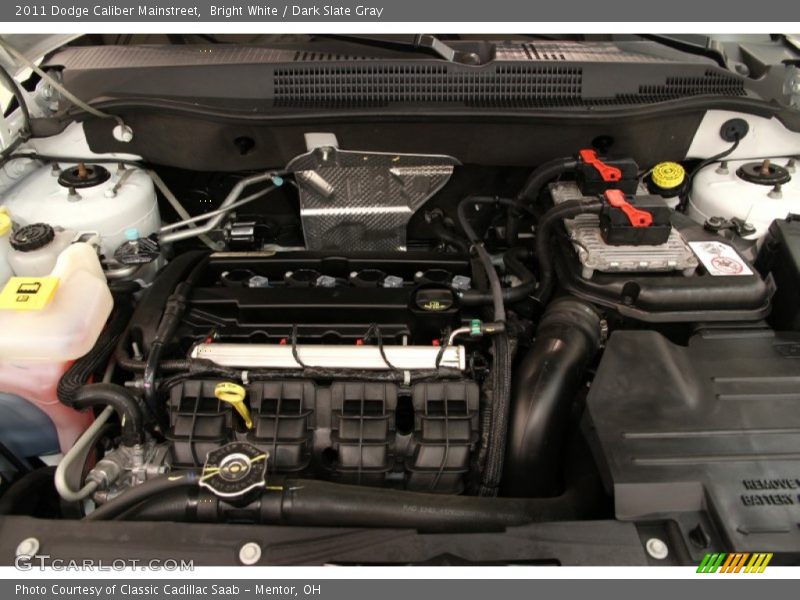 Bright White / Dark Slate Gray 2011 Dodge Caliber Mainstreet