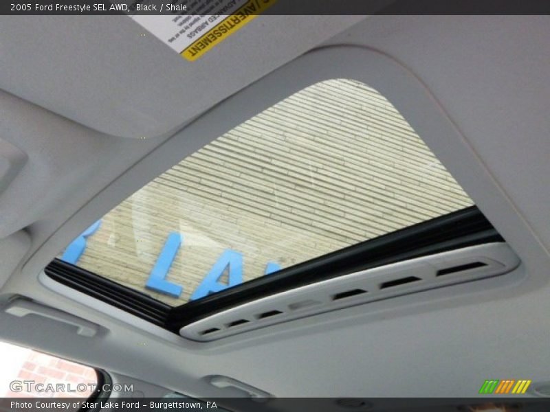 Black / Shale 2005 Ford Freestyle SEL AWD